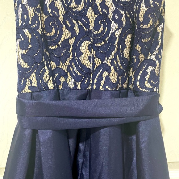 Eliza J blue mid length dress - Picture 5 of 6